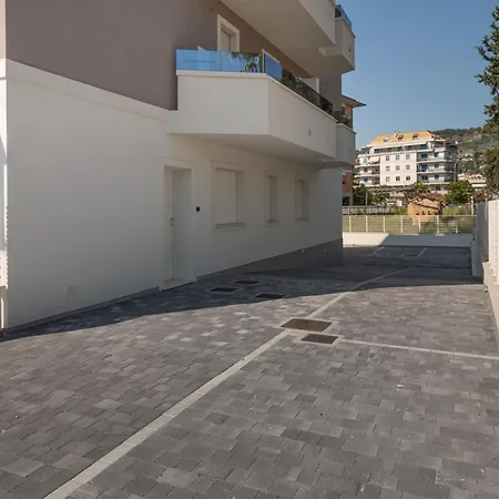 公寓 Palladio13 圣贝内代托-德尔特龙托